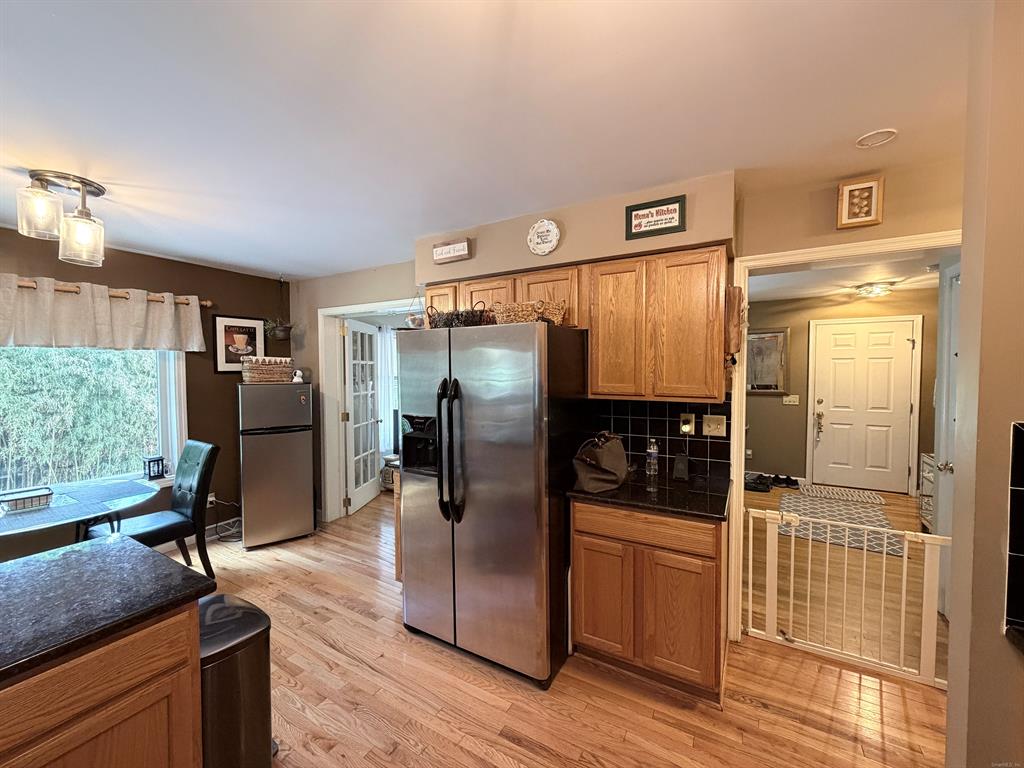 30 Lagana Ln Norwalk CT 06850 Kitchen view 5 of 5
