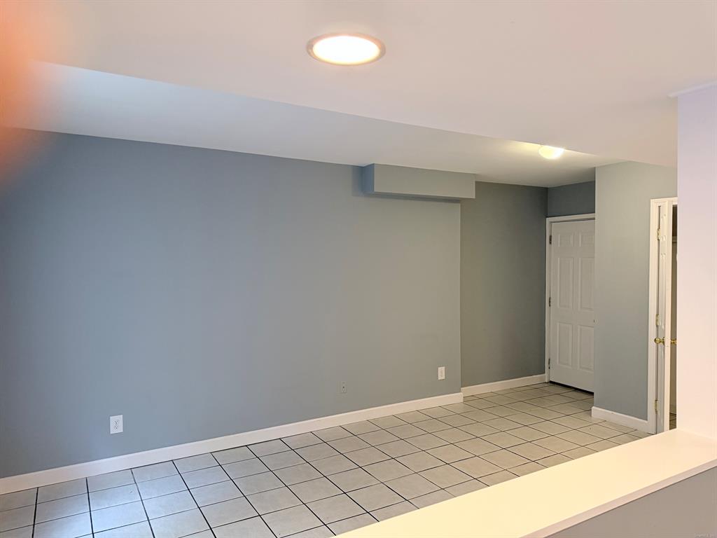 30 Lagana Ln Norwalk CT 06850 In-Law Suite
