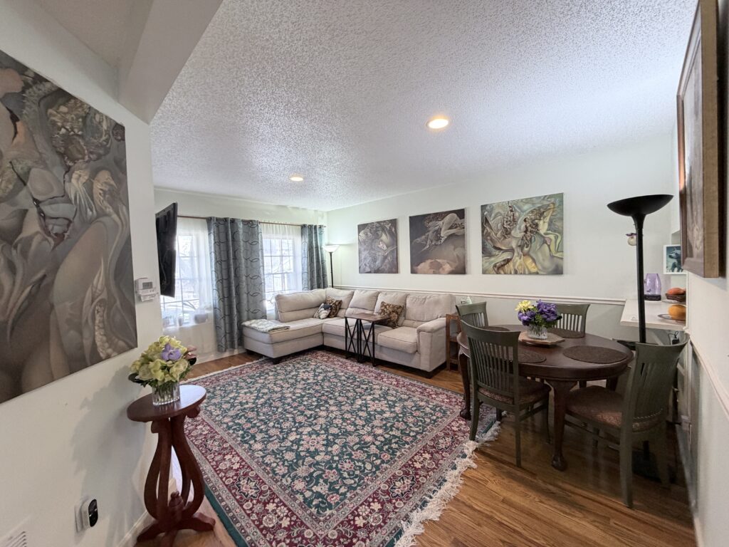 Living Room - 10 West Street #12 Stamford CT 06902