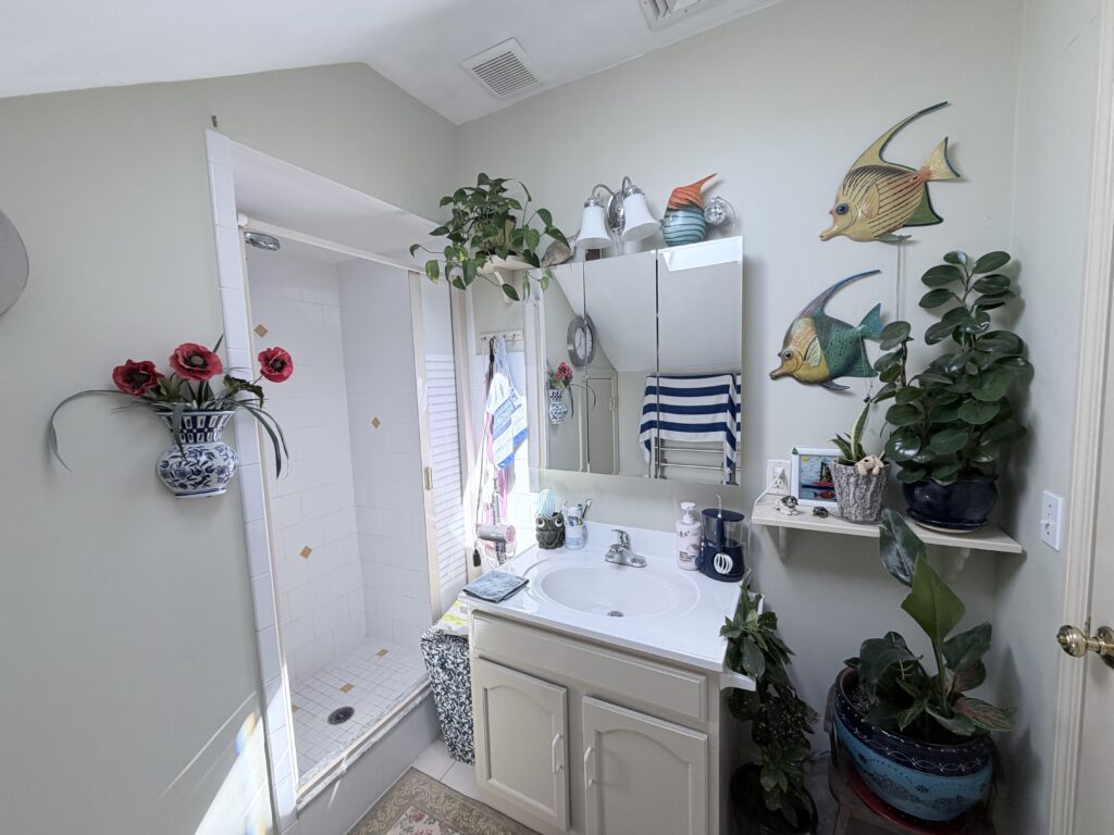 Level 3 Full Bathroom - 10 West Street #12 Stamford CT 06902